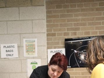 UM Astronomy Graduate Students at Outreach Event 